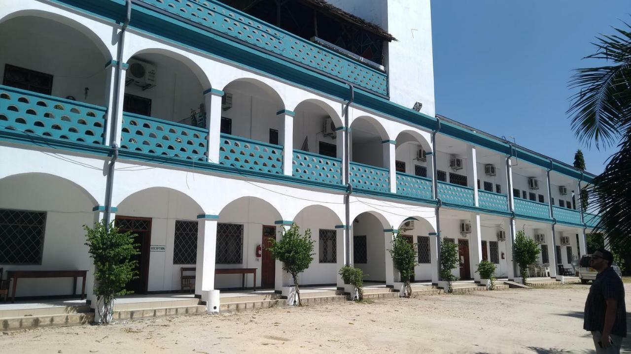 Cefa Hostel Dar es Salaam Exterior foto
